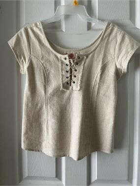 Women's Lace-Up Short Sleeve Top in Cream